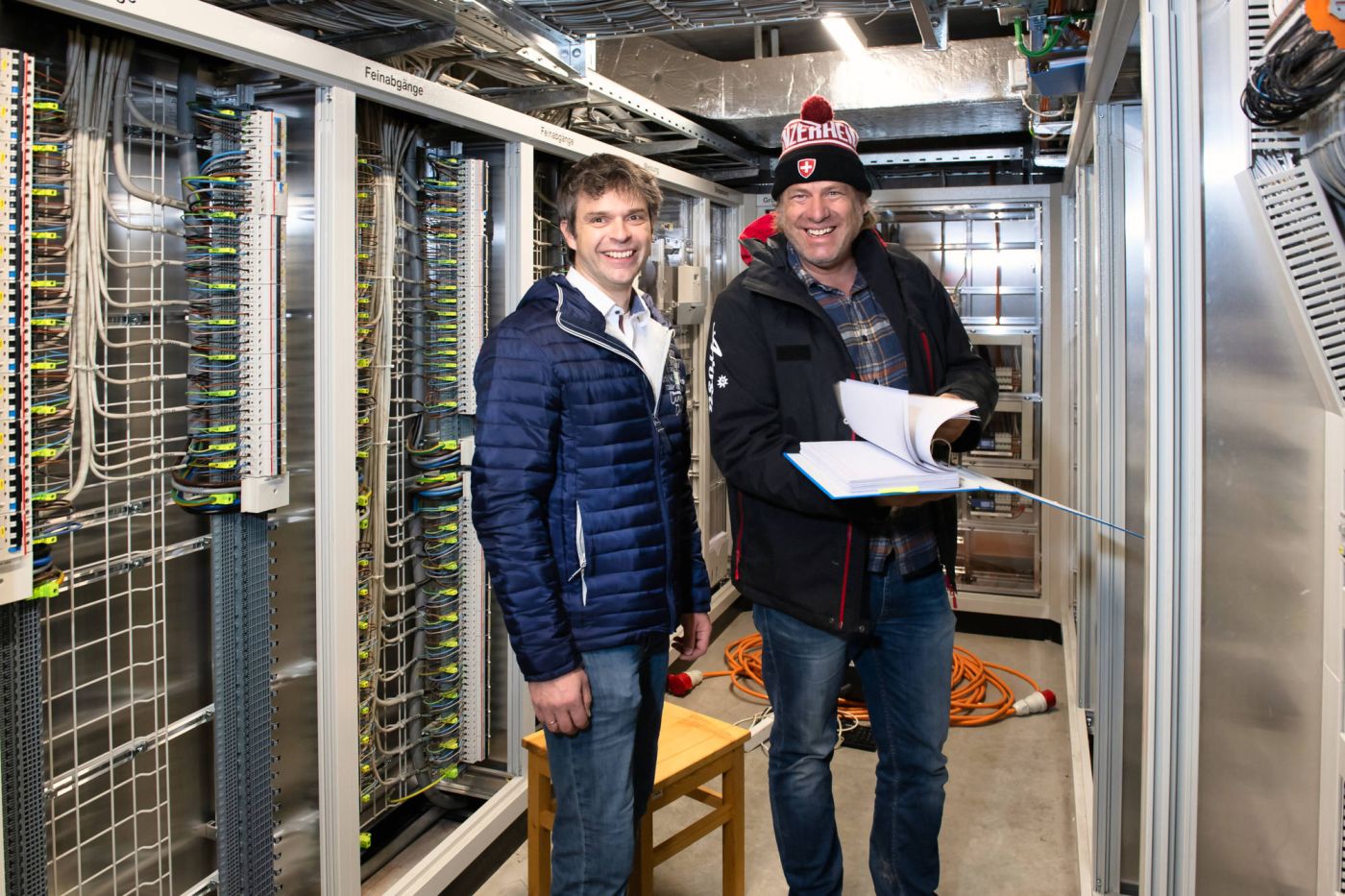 Martin Eckhoff von AZ Systems und Samuel Lorez von den Lenzerheide Bergbahnen