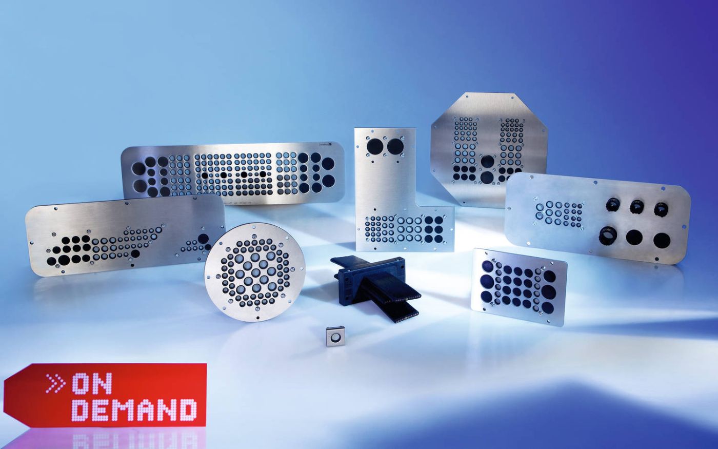 «KDP On Demand» sind Kabeldurchführungsplatten nach Mass