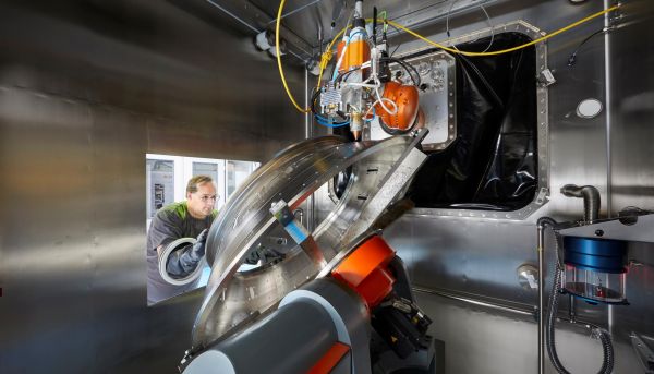 Hybrider Fertigungsansatz mit Laserauftragschweissen