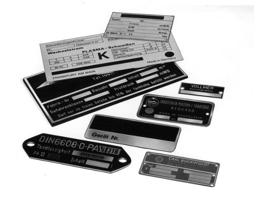 Typenschilder beschriftet mit Tagmark Laser