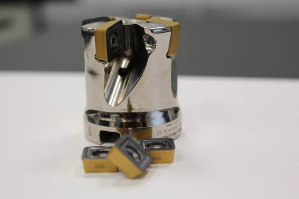 Der Hochvorschubfräser «Mill 4 Feed» von Iscar