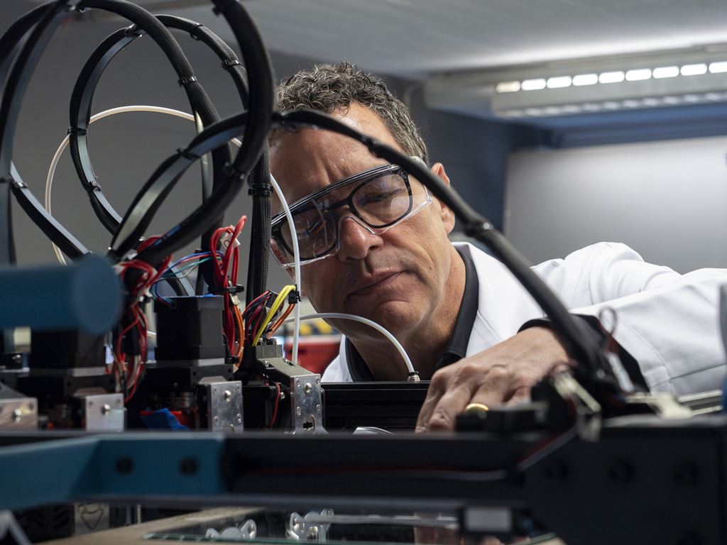 Empa-Forscher Frank Clemens